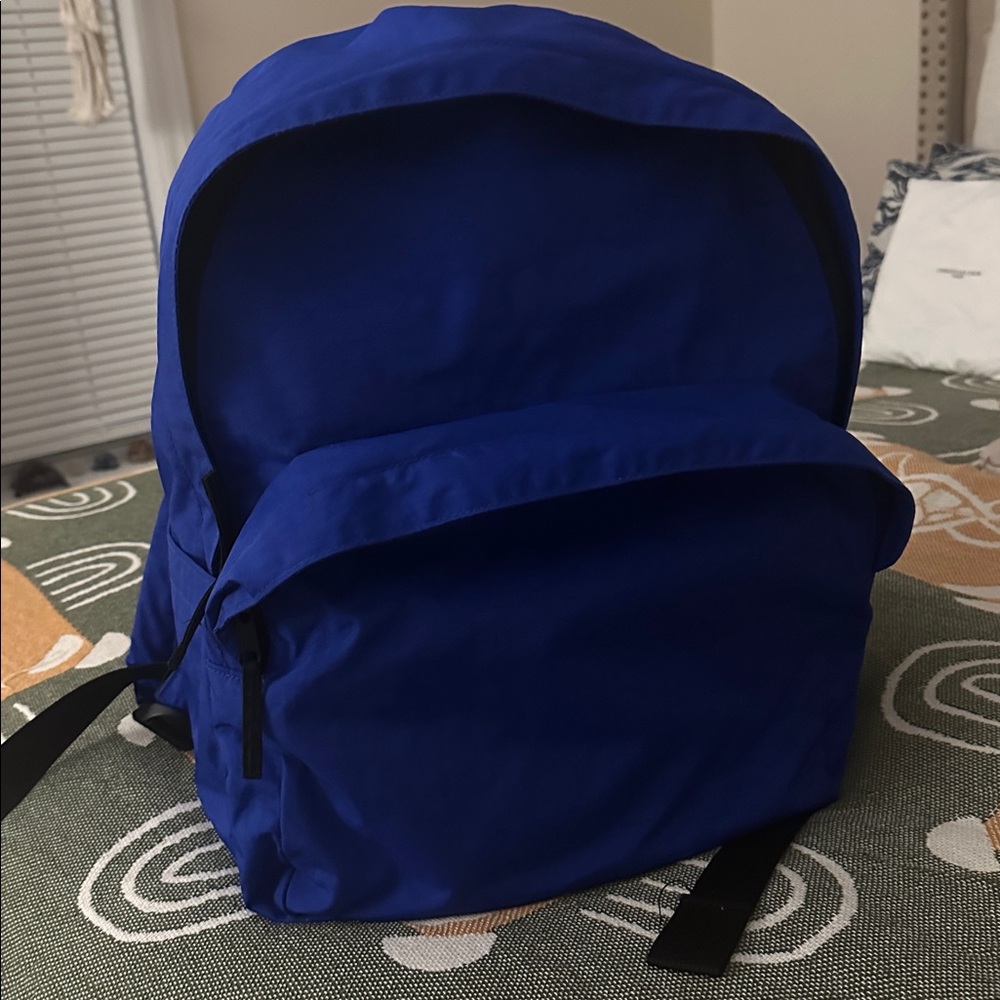 Baggu Large Nylon Backpack - Picture 2 of 2